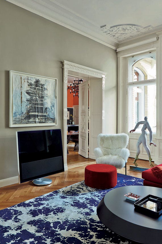 Hardwick White No.5 by Farrow & Ball on a painted wall in a room setting