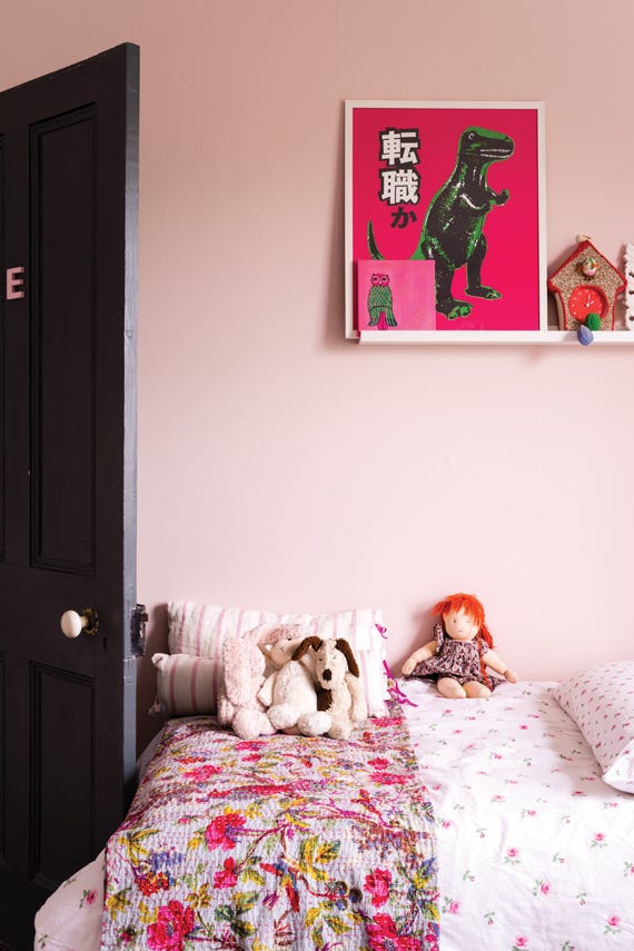 Middleton Pink No.245 by Farrow & Ball on a painted wall in a room setting