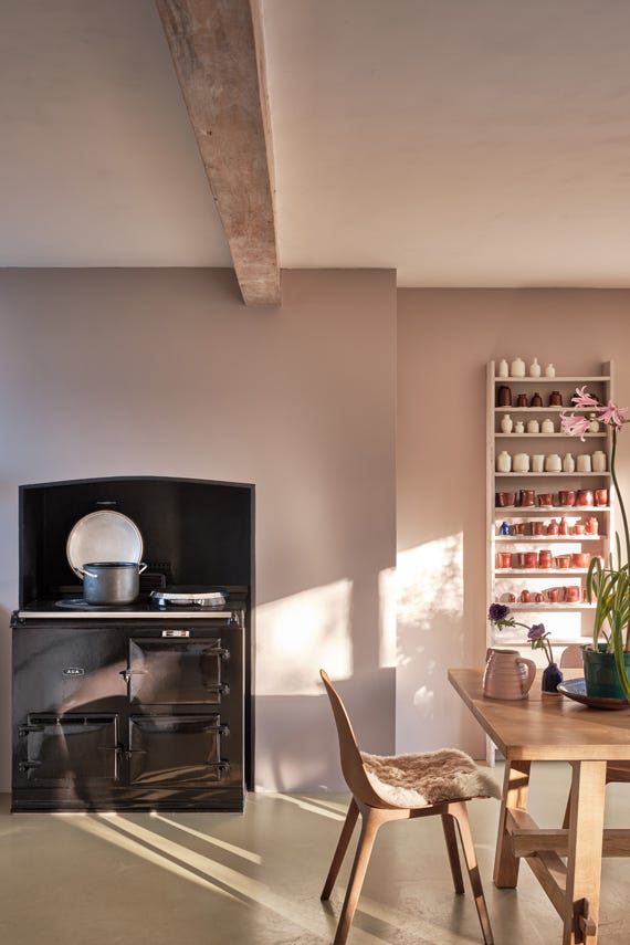 Peignoir No.286 by Farrow & Ball on a painted wall in a room setting