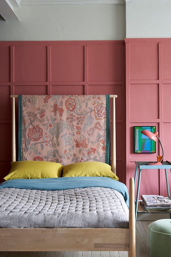 Single Cream No.9901 by Farrow & Ball on a painted wall in a room setting