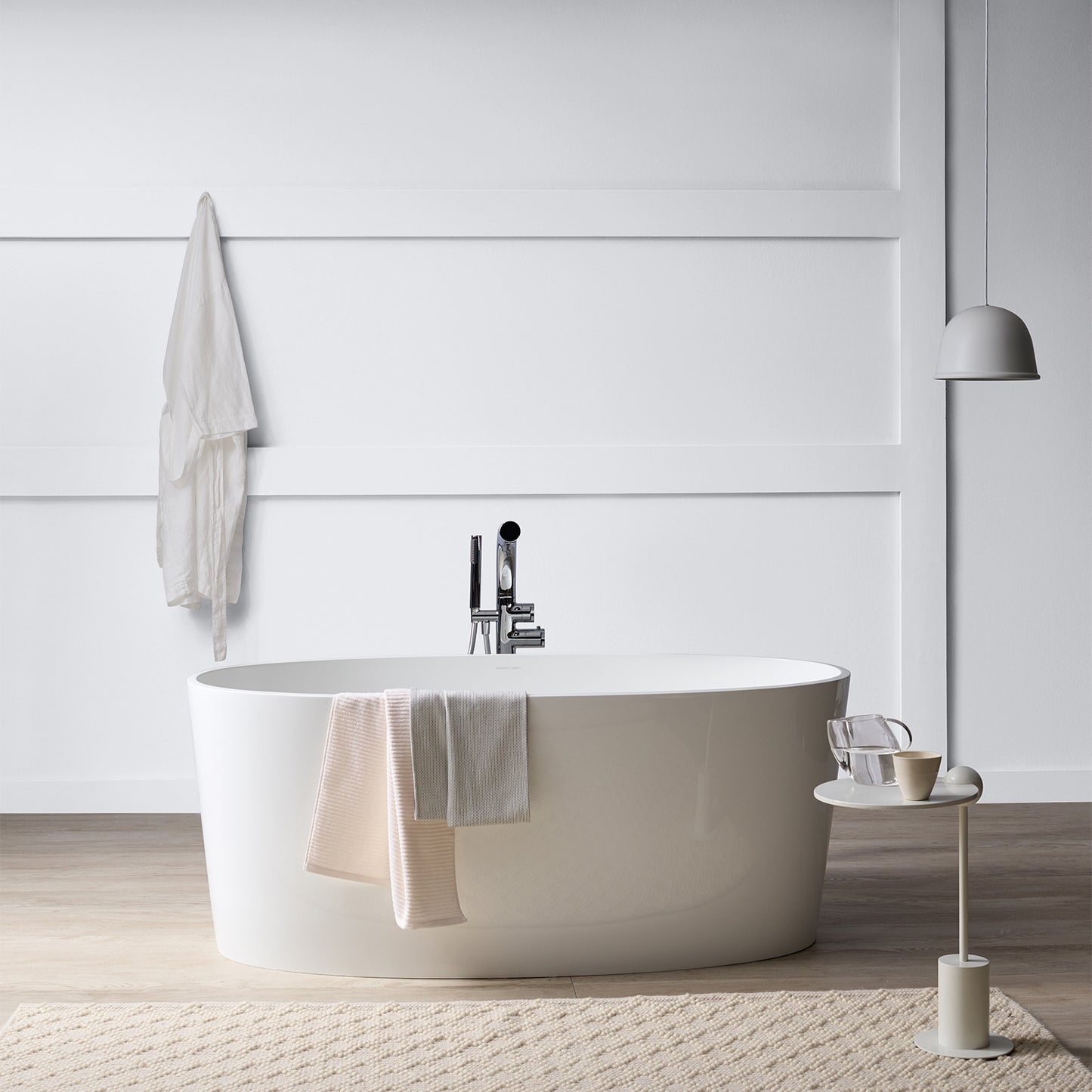 Crown Retail Elle Decoration Flat Matt - Pure and Simple