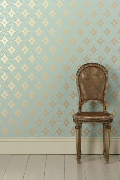 Farrow & Ball Ranelagh wallpaper in a room setting