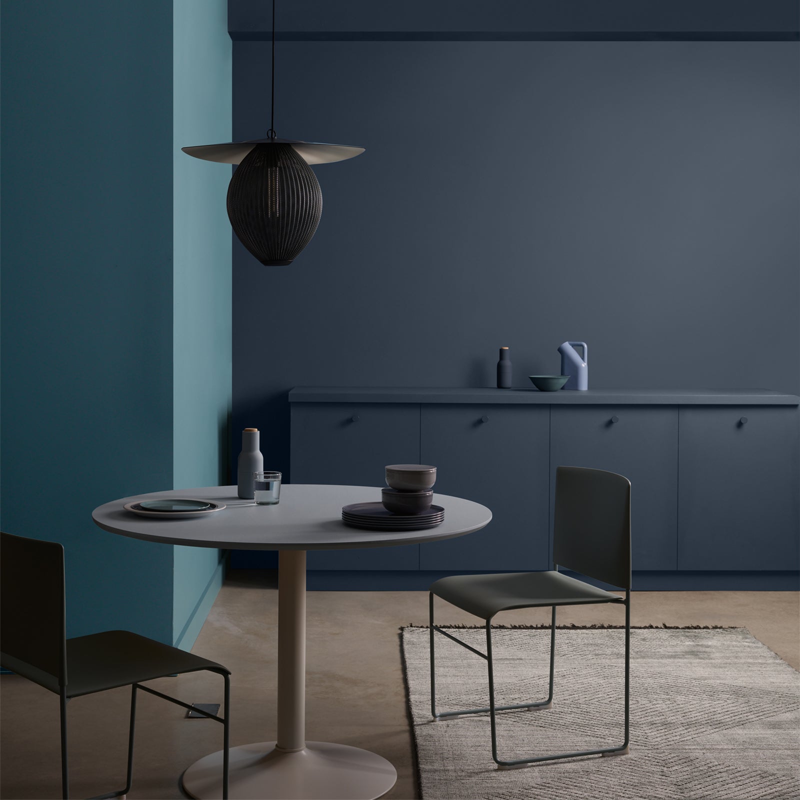 Crown Retail Elle Decoration Flat Matt - Movement