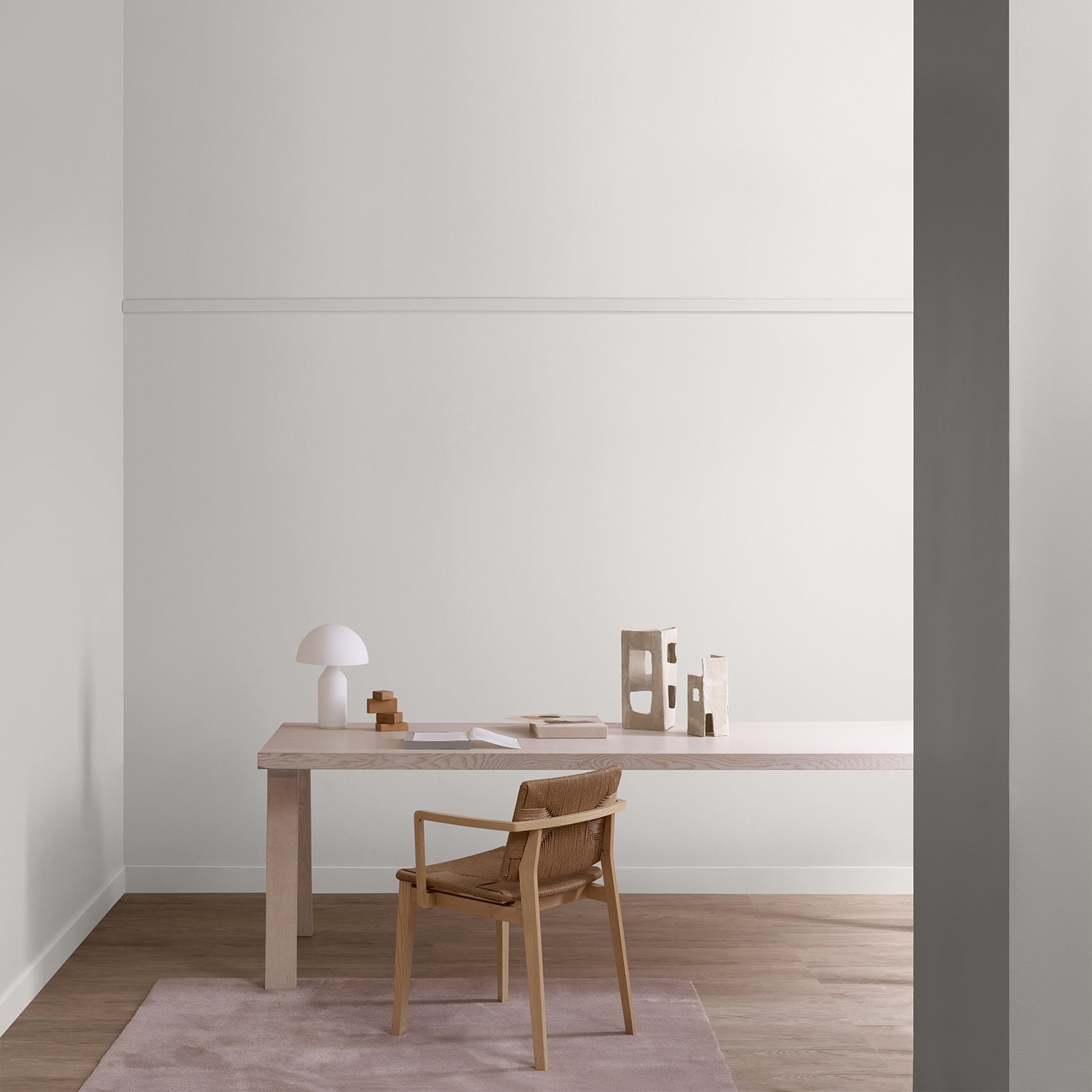 Crown Retail Elle Decoration Flat Matt - Delicate Touch