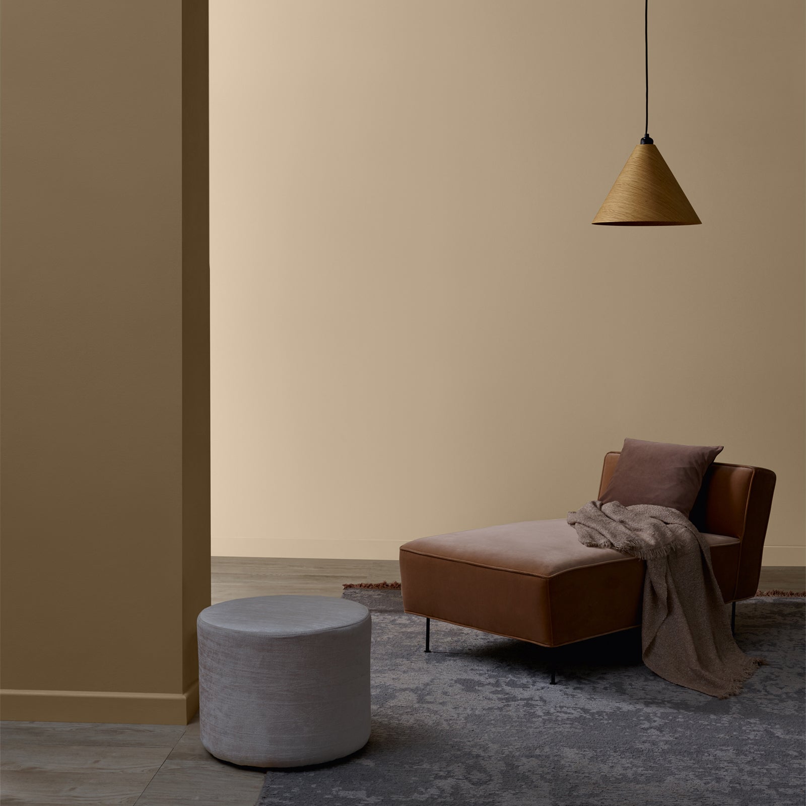 Crown Retail Elle Decoration Flat Matt - Delicately Dark