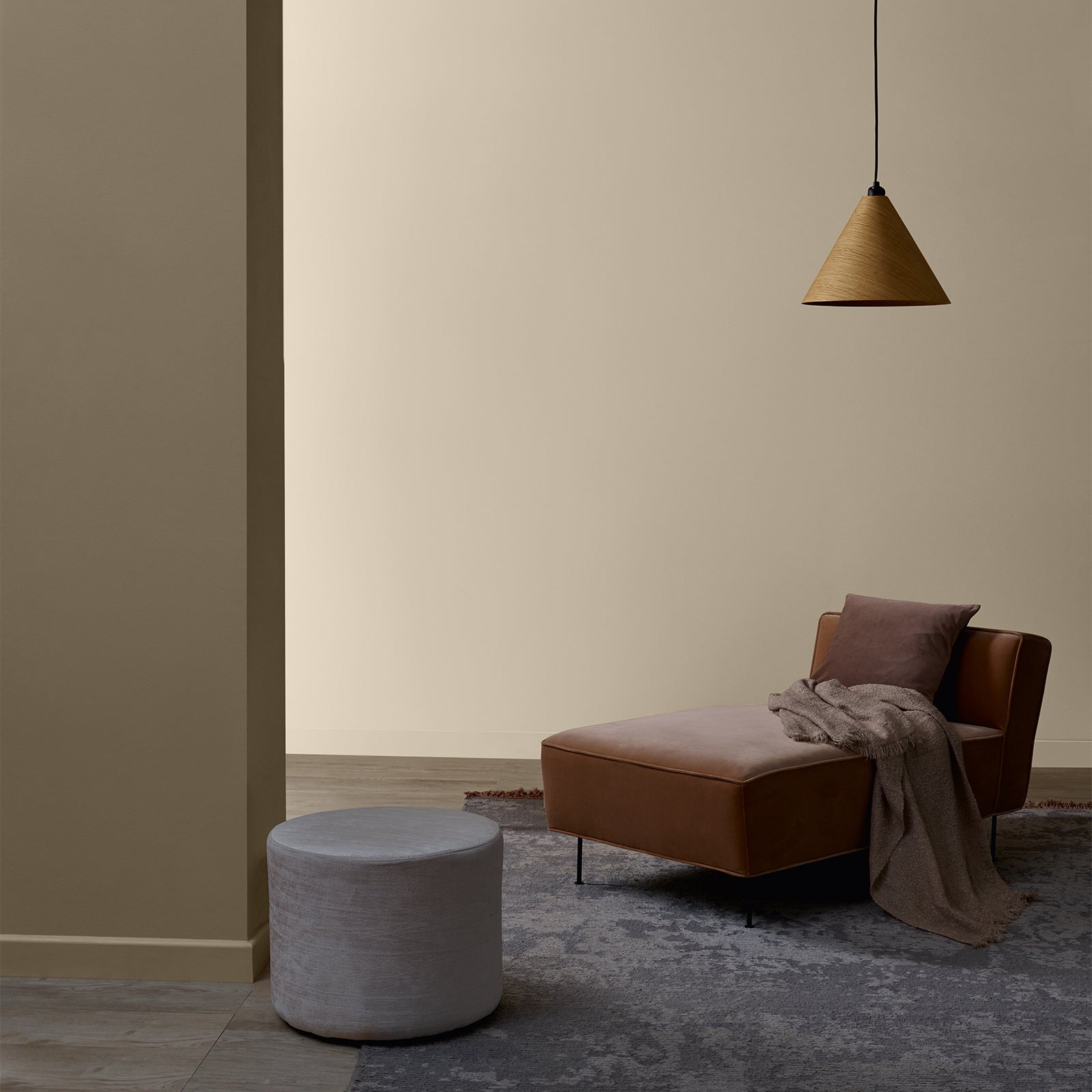 Crown Retail Elle Decoration Flat Matt - Powder Brush